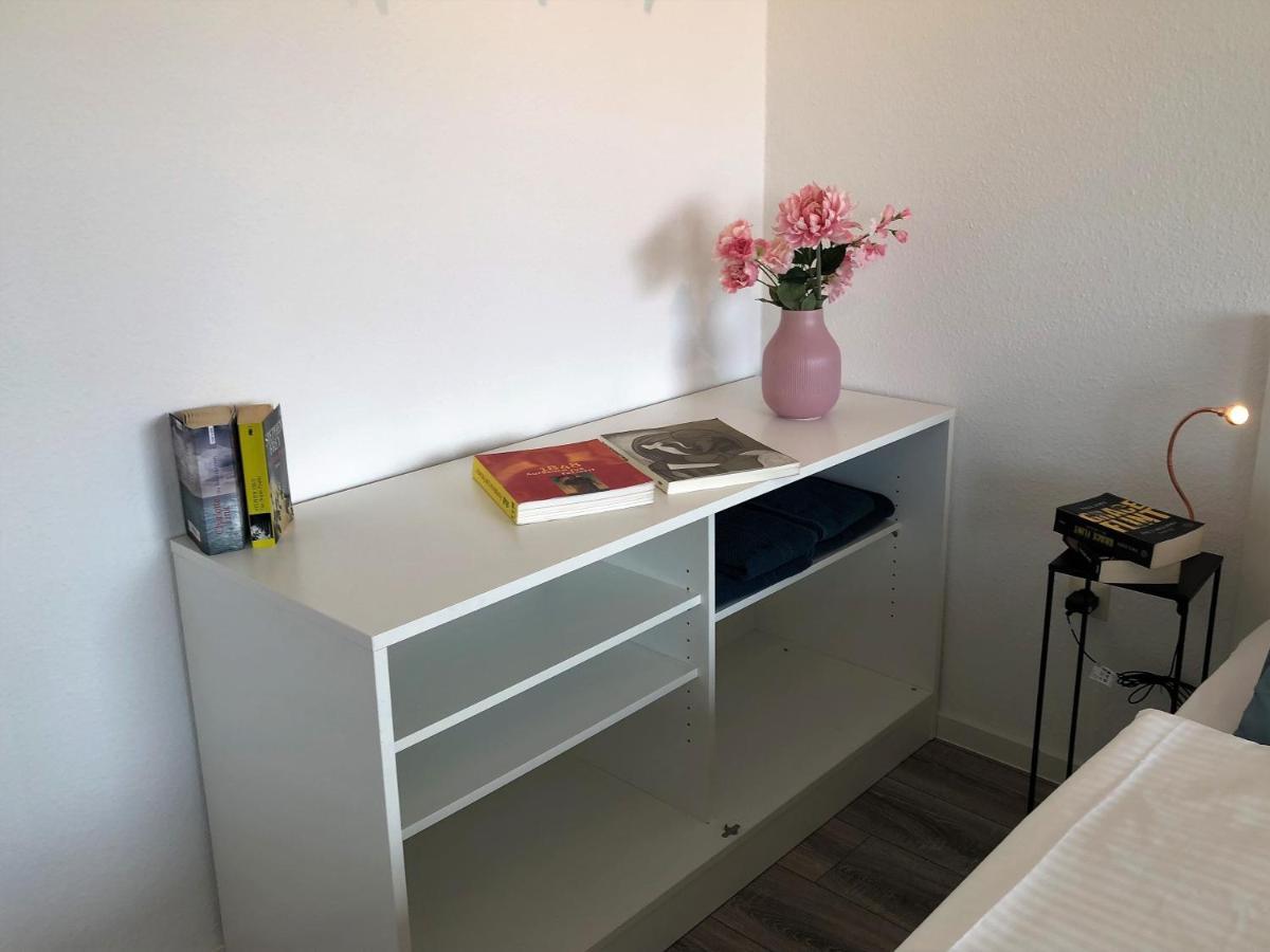 Grosses Appartement Mit Aussichtsbalkon Людвигсбург Экстерьер фото