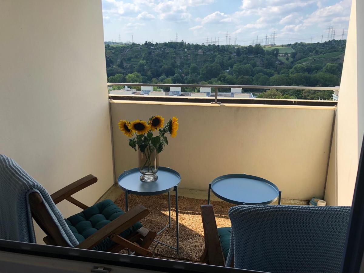 Grosses Appartement Mit Aussichtsbalkon Людвигсбург Экстерьер фото